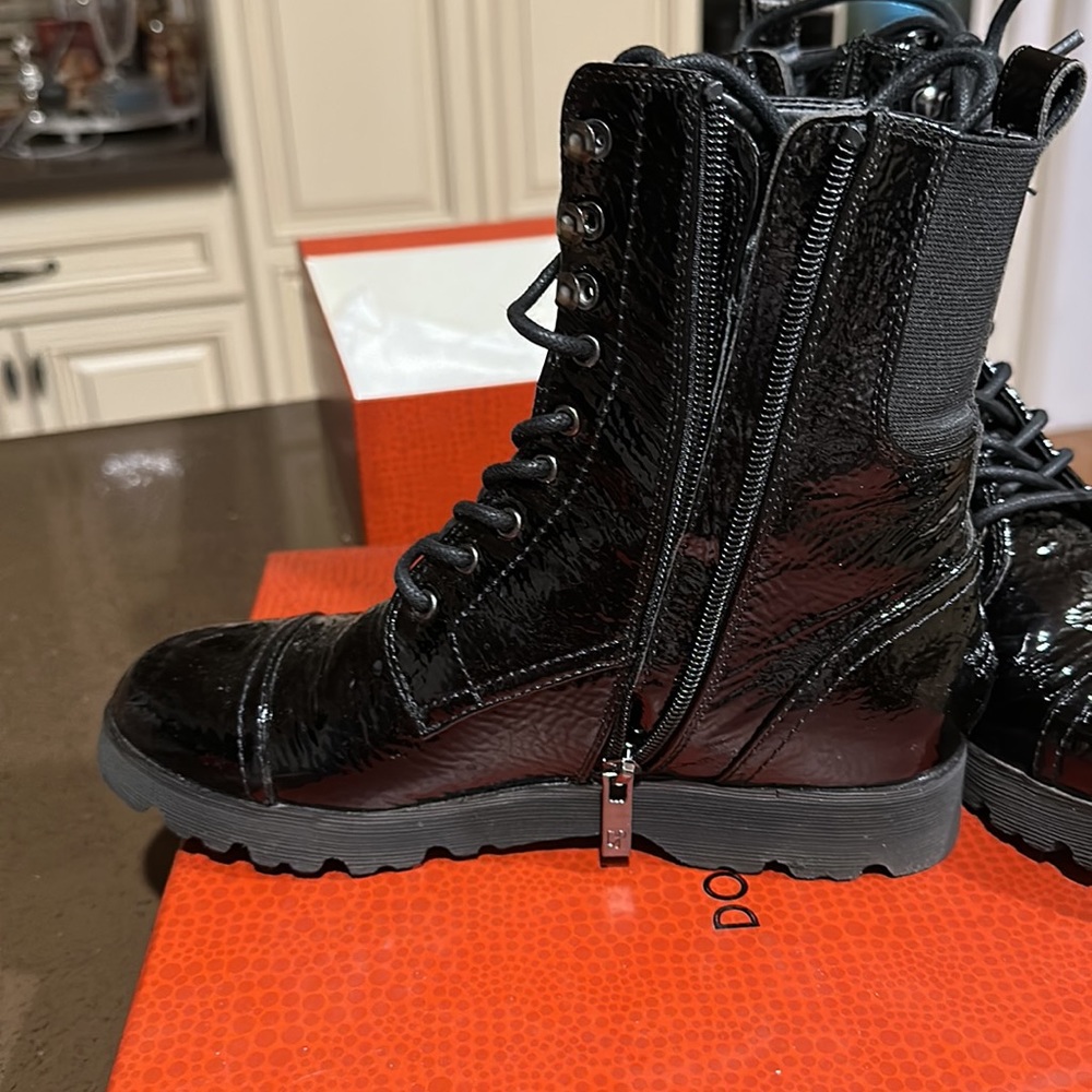 Donald pliner combat boots - Picture 3 of 6